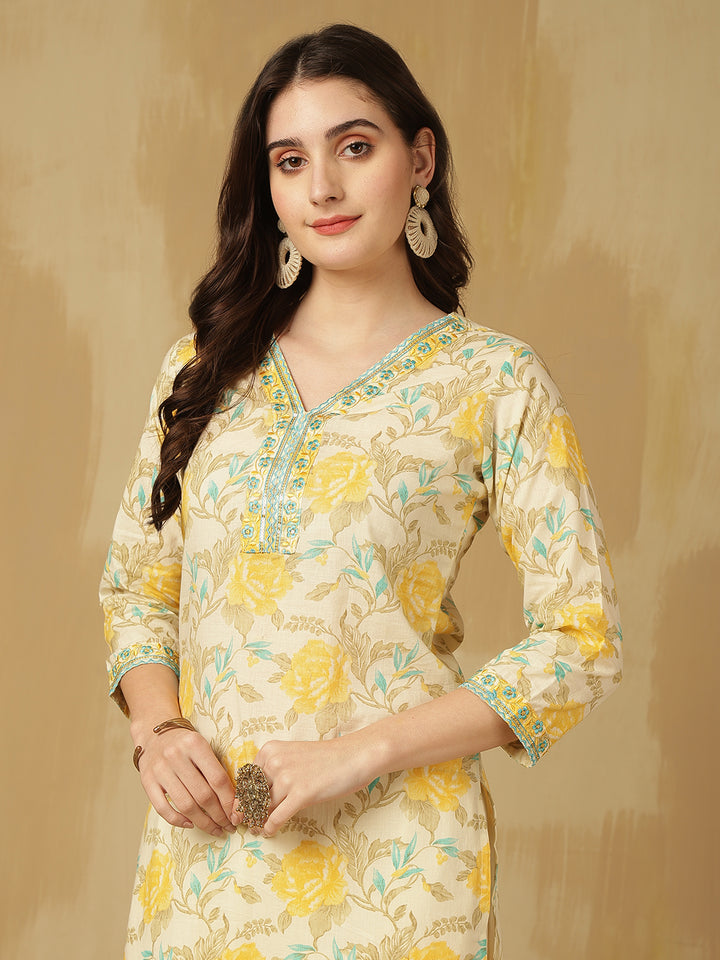Women Embroidered Cotton Printed Calf Length V-Neck Straight Kurta