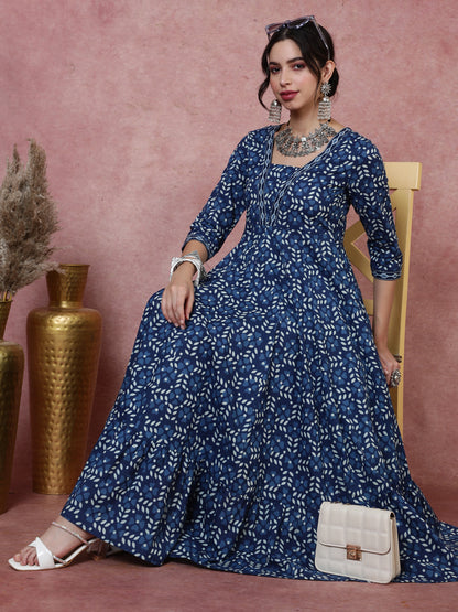 Cotton  Calf Length Printed Flared 3/4 Sleeves Square Kurta