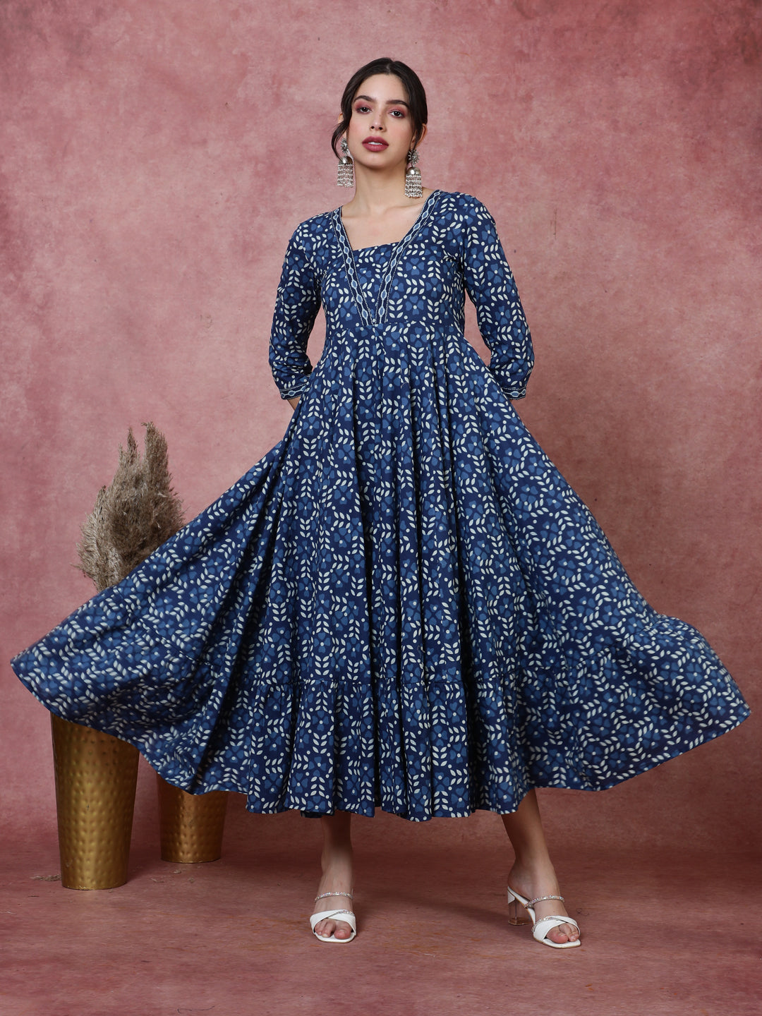 Cotton  Calf Length Printed Flared 3/4 Sleeves Square Kurta