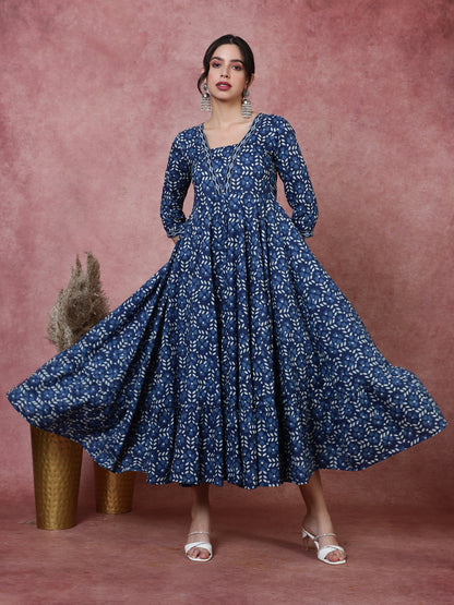 Cotton  Calf Length Printed Flared 3/4 Sleeves Square Kurta