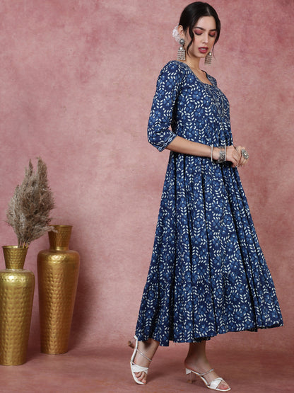 Cotton  Calf Length Printed Flared 3/4 Sleeves Square Kurta