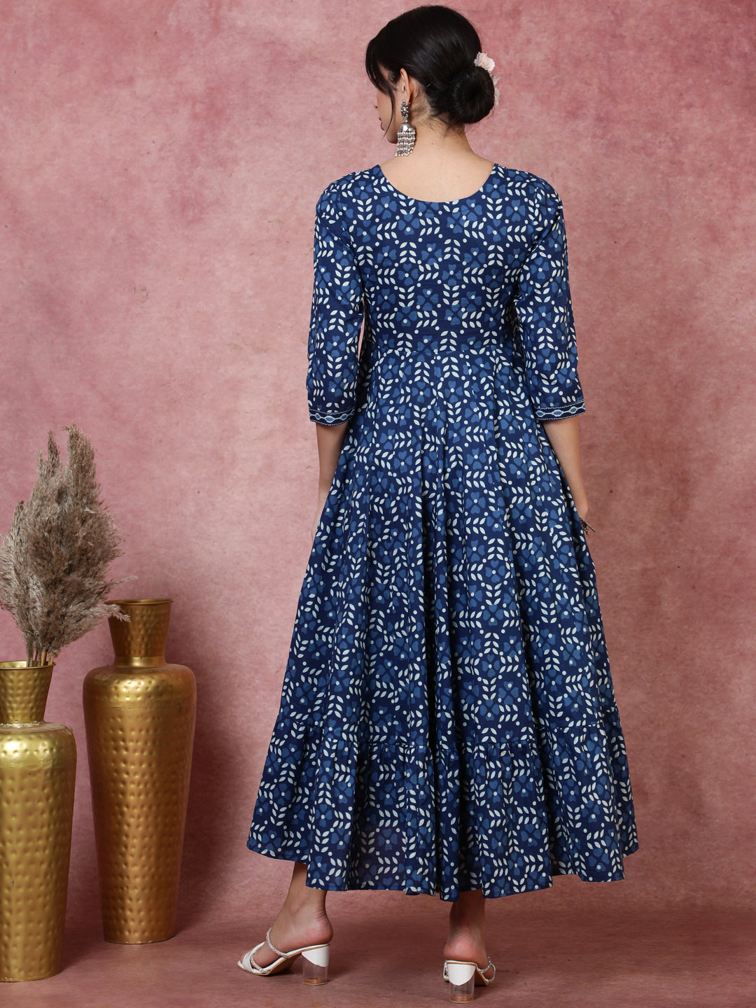 Cotton  Calf Length Printed Flared 3/4 Sleeves Square Kurta