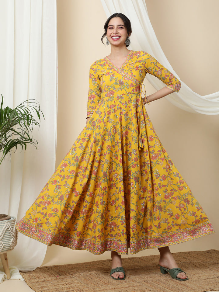 Cotton  Ankle Length Printed Flared 3/4 Sleeves V-Neck Kurta