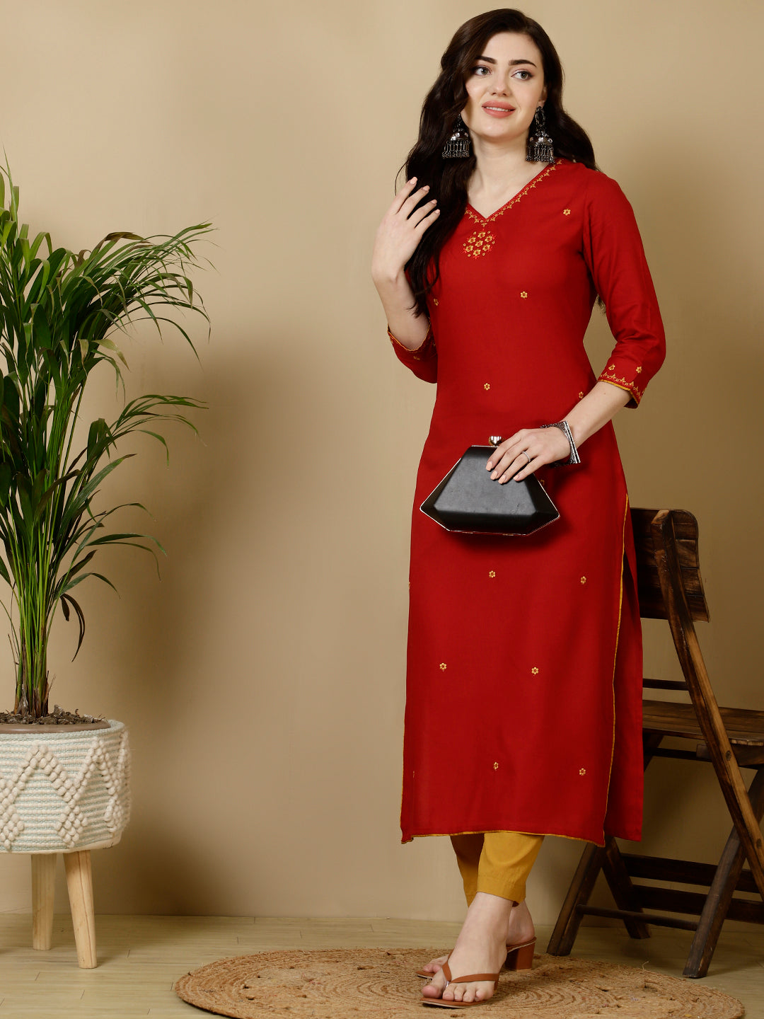 Rayon Calf Length Straight 3/4 Sleeves Round Kurta