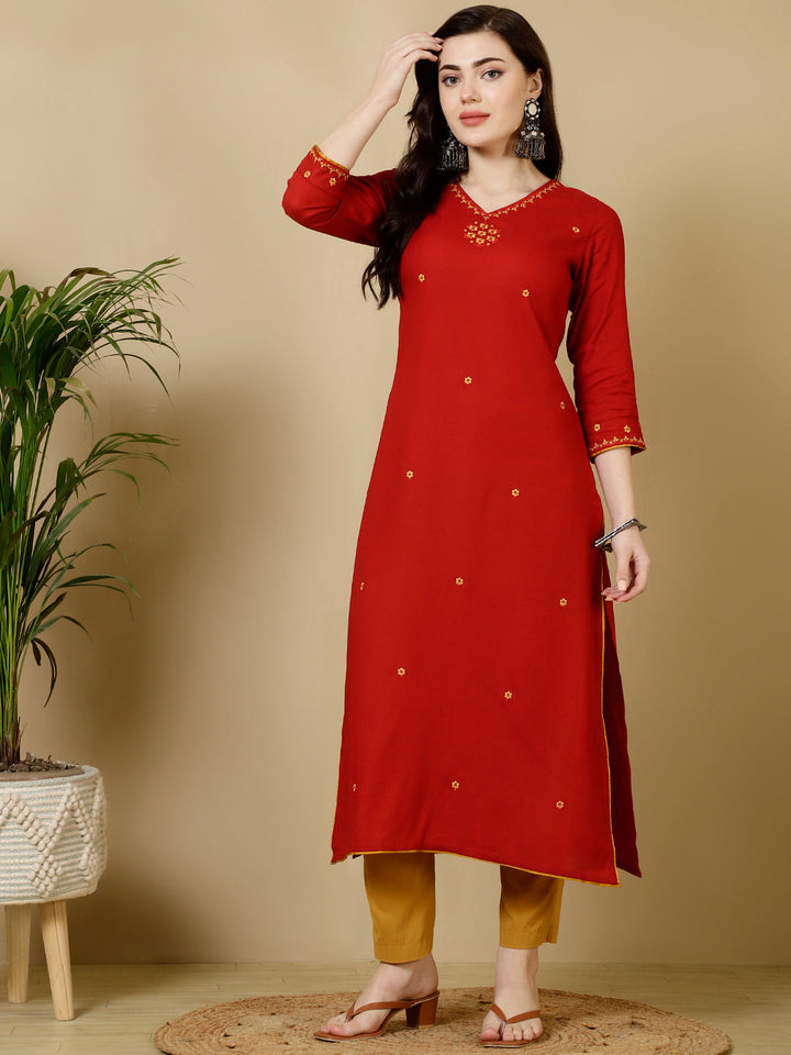 Rayon Calf Length Straight 3/4 Sleeves Round Kurta