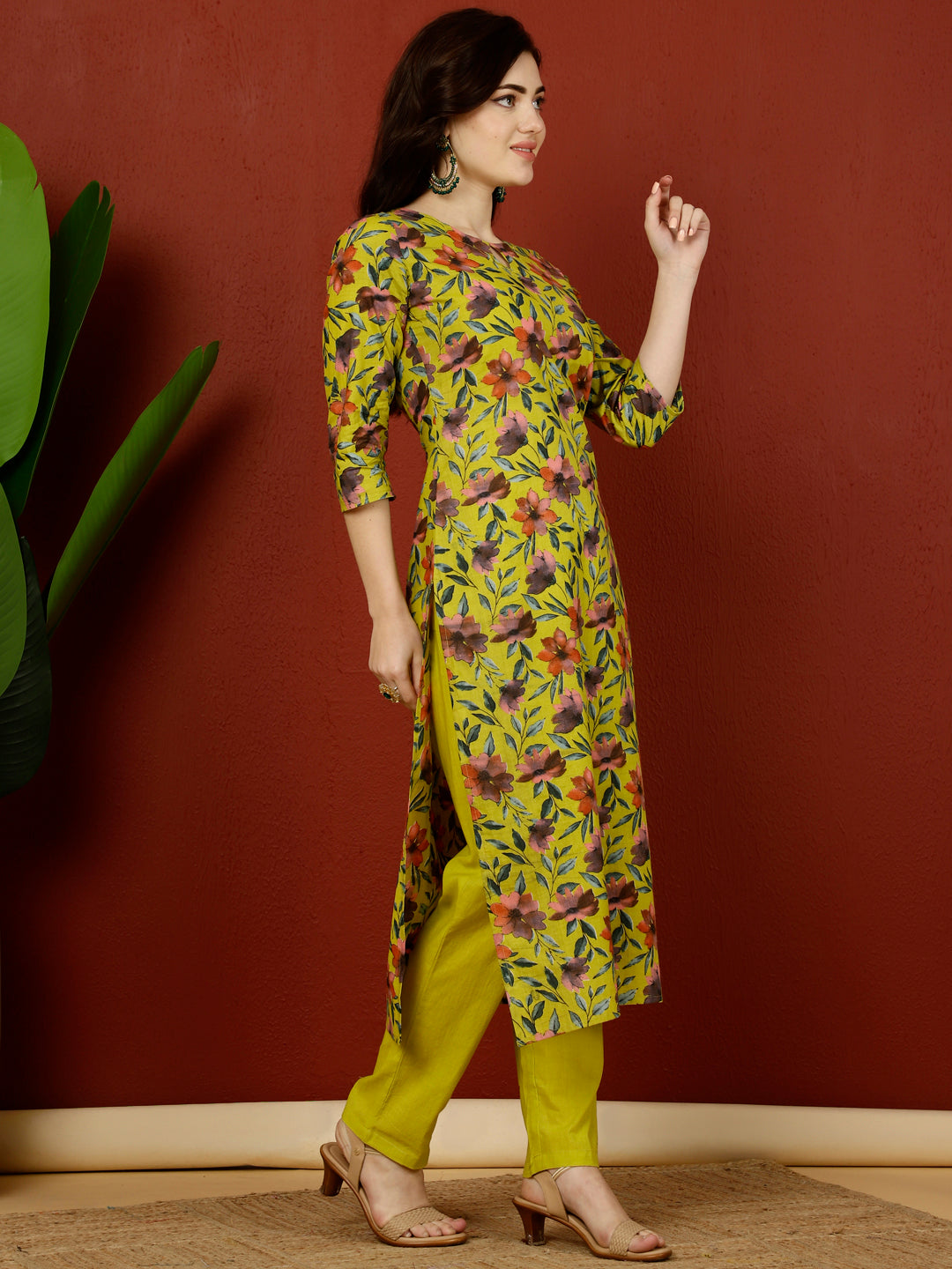 Cotton Calf Length Straight 3/4 Sleeves Key Hole Kurta