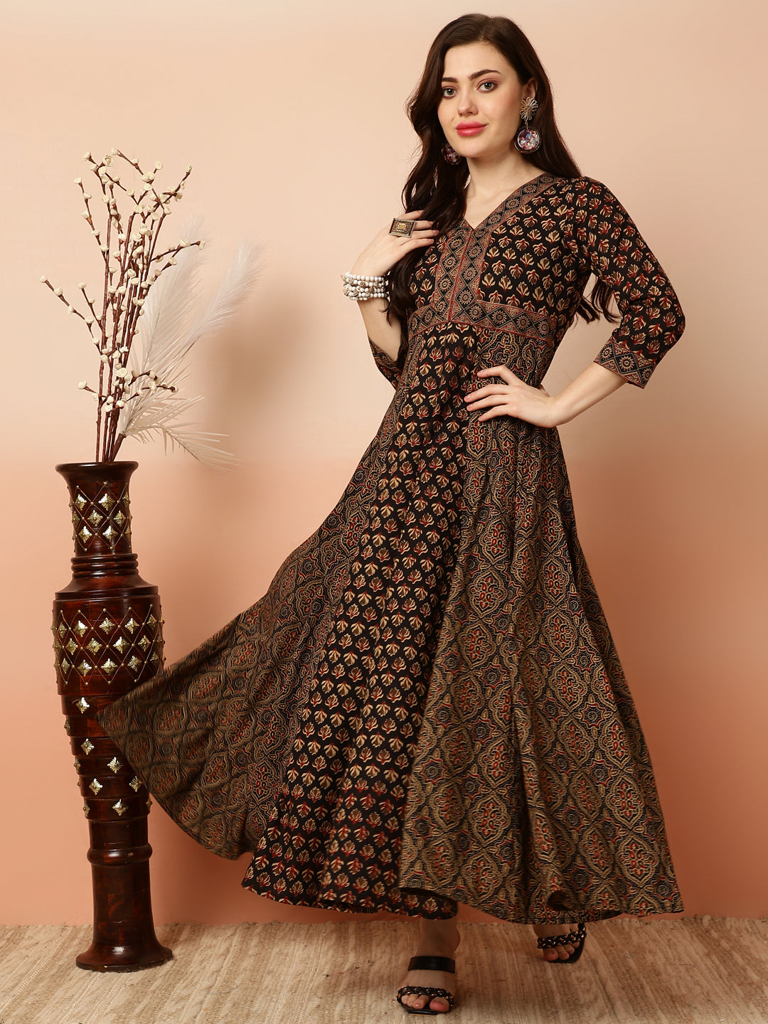 Cotton Ankle Length Flared 3/4 Sleeves V Kurta
