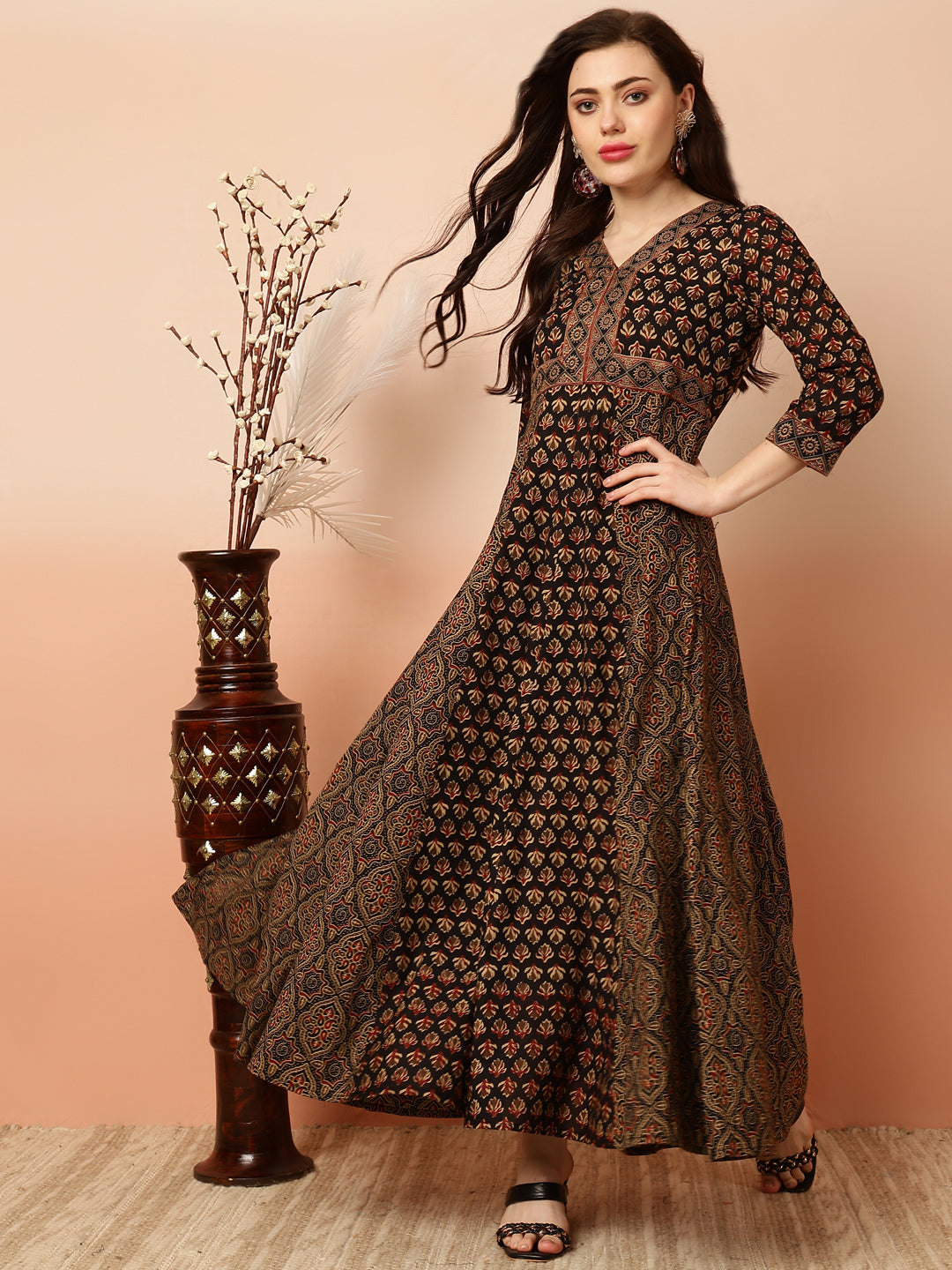 Cotton Ankle Length Flared 3/4 Sleeves V Kurta