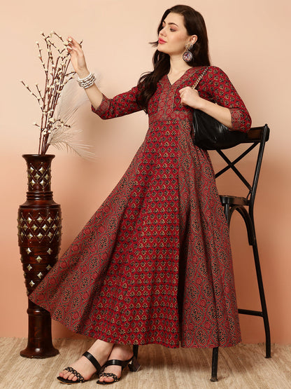 Cotton Ankle Length Flared 3/4 Sleeves V Kurta