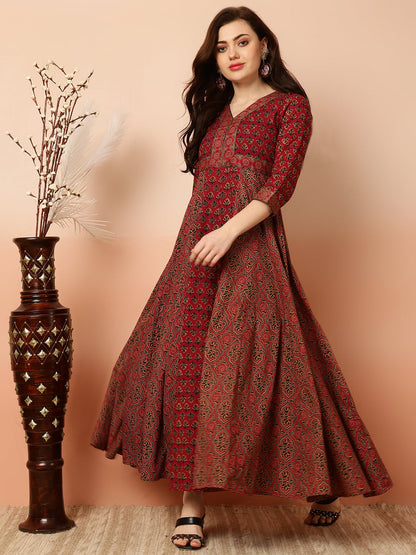 Cotton Ankle Length Flared 3/4 Sleeves V Kurta