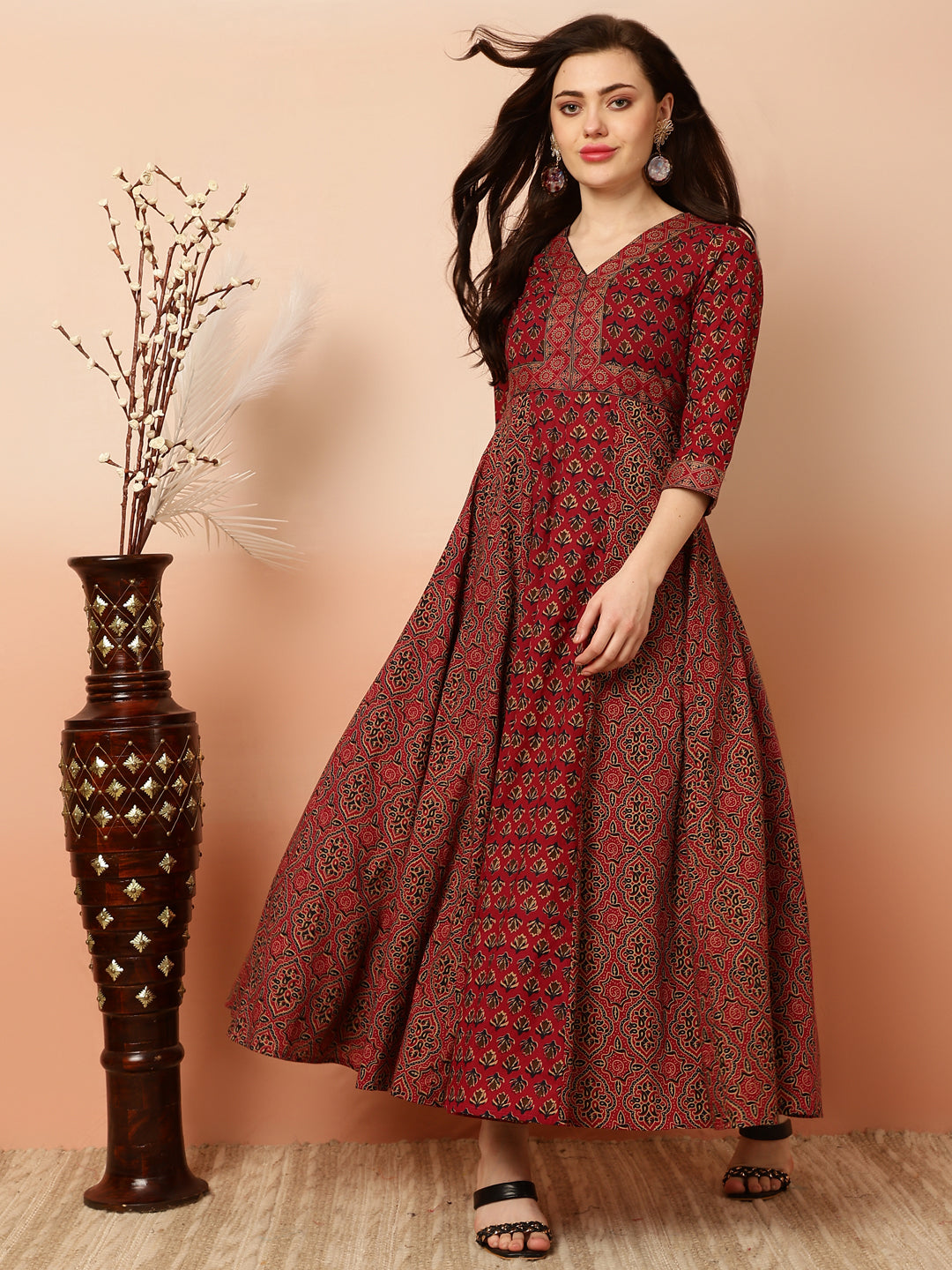 Cotton Ankle Length Flared 3/4 Sleeves V Kurta