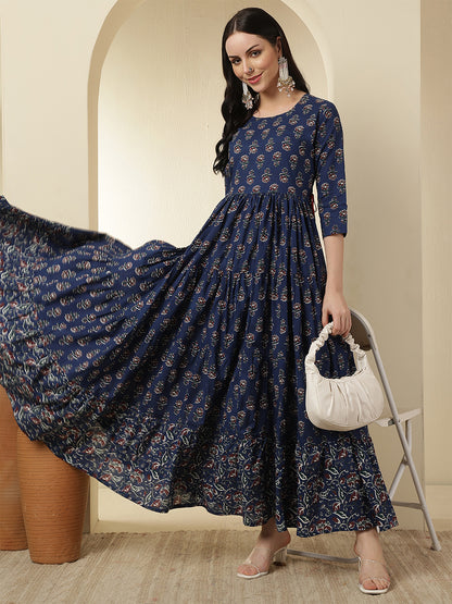 Women Cotton Printed Ankle Length Round Neck Tiered Kurta