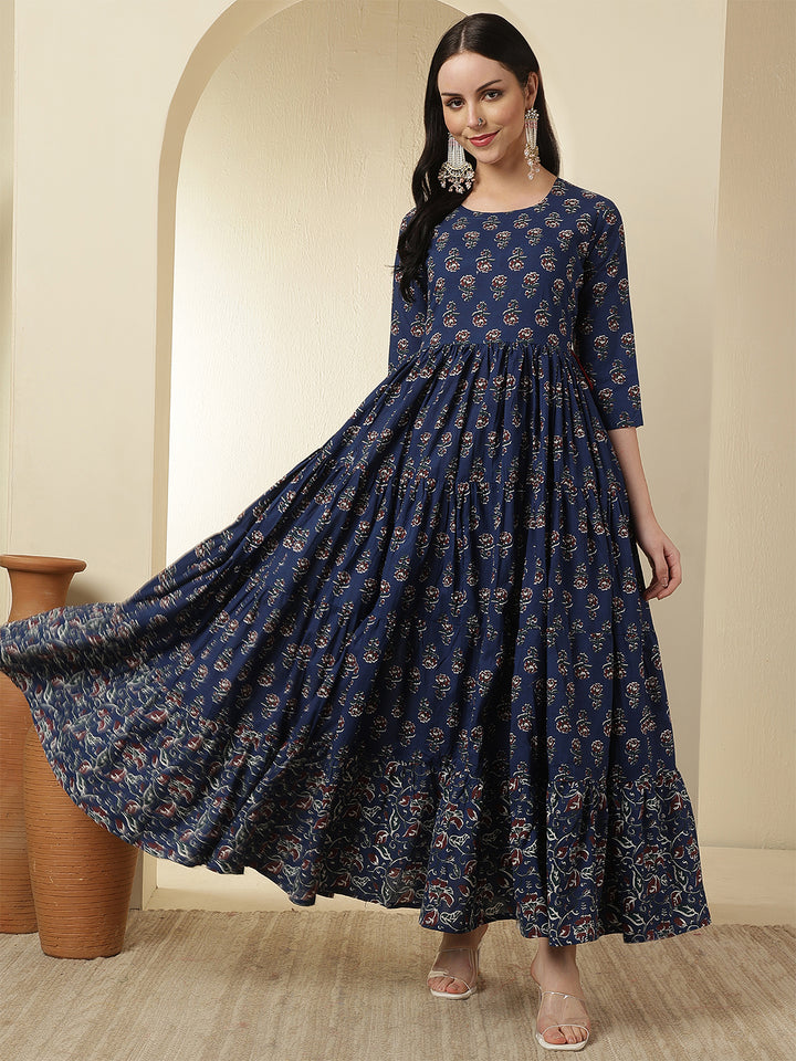 Women Cotton Printed Ankle Length Round Neck Tiered Kurta