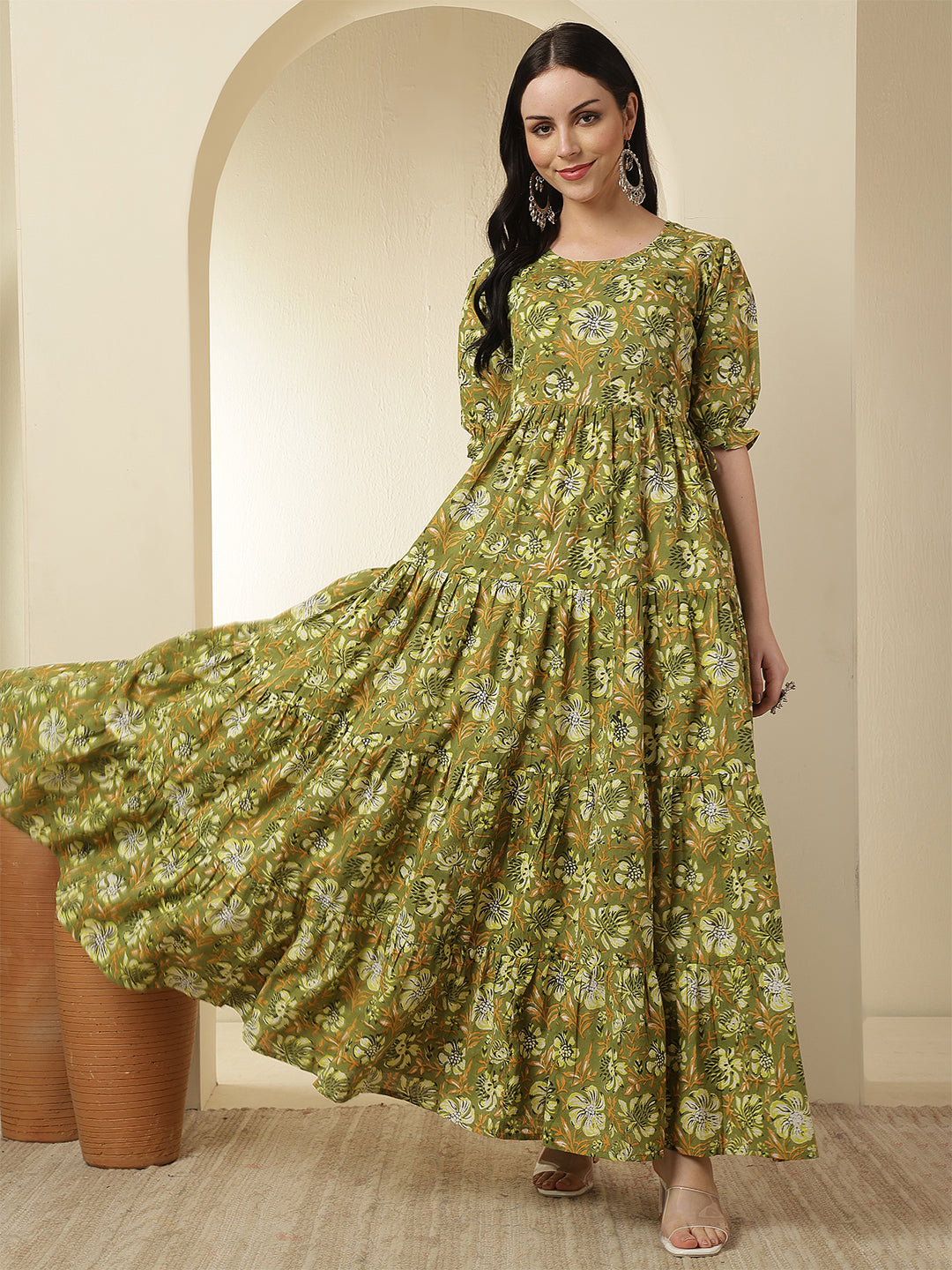 Women Rayon Printed Ankle Length Round Neck Tiered Kurta