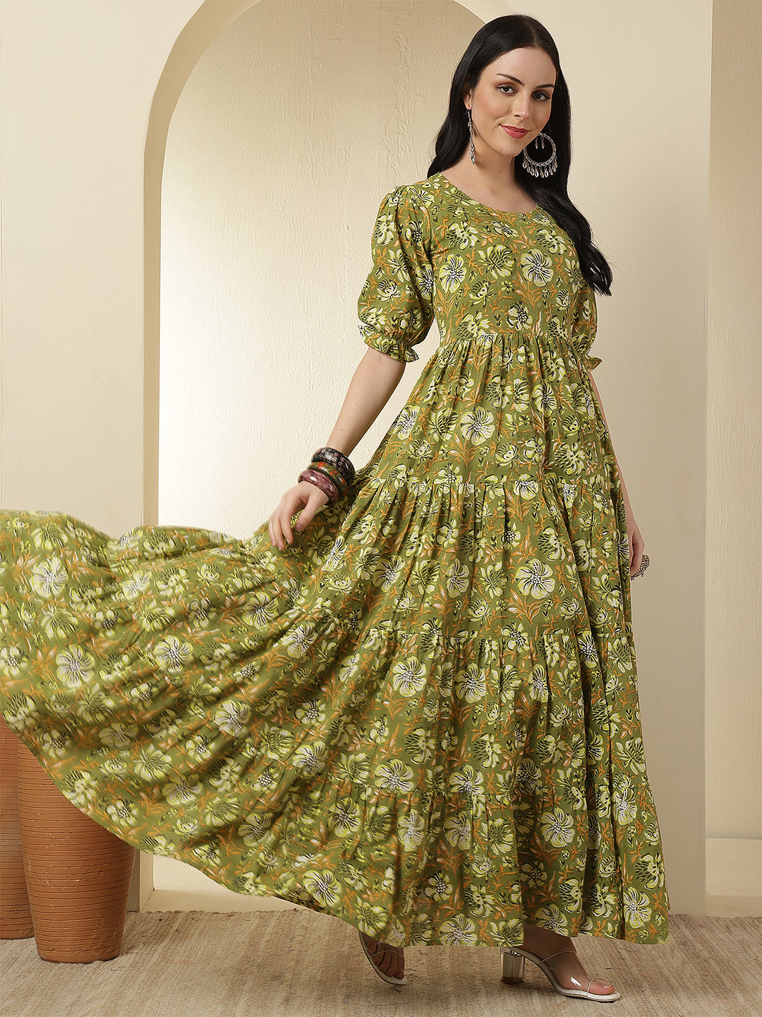 Women Rayon Printed Ankle Length Round Neck Tiered Kurta