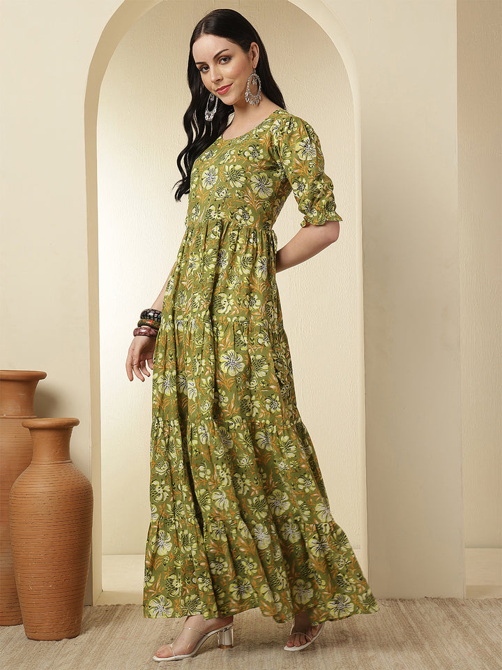 Women Rayon Printed Ankle Length Round Neck Tiered Kurta