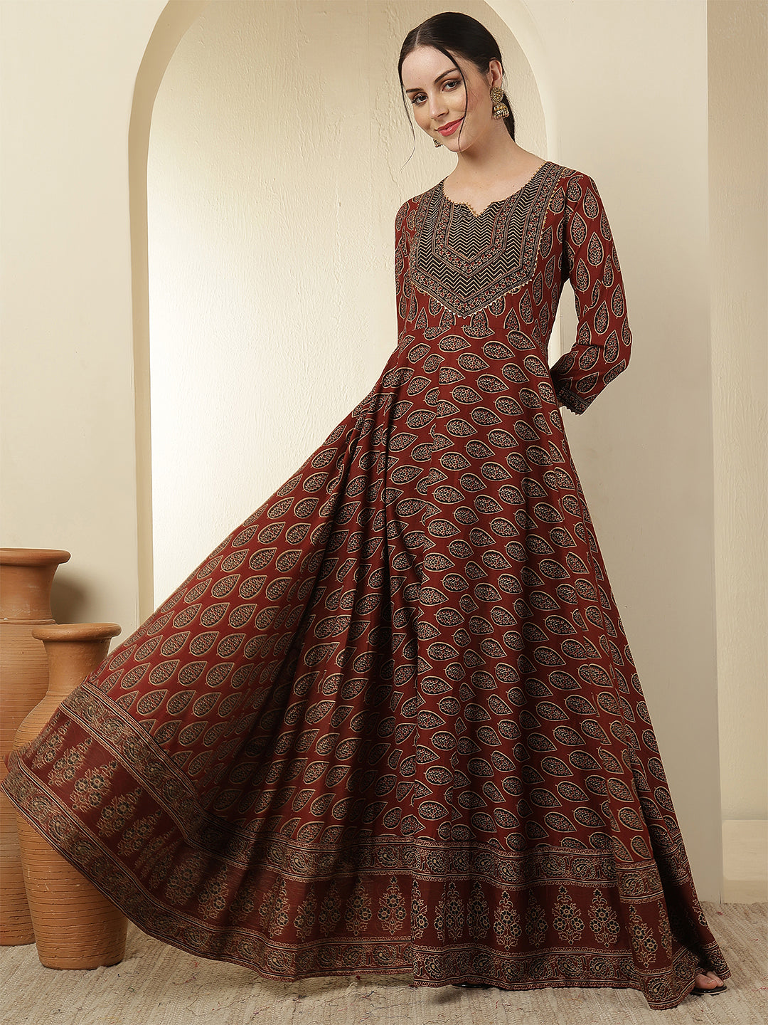 Women Cotton Printed Ankle Length Round Neck Anarkali Kurta