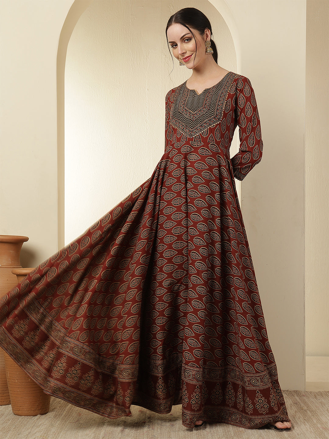 Women Cotton Printed Ankle Length Round Neck Anarkali Kurta