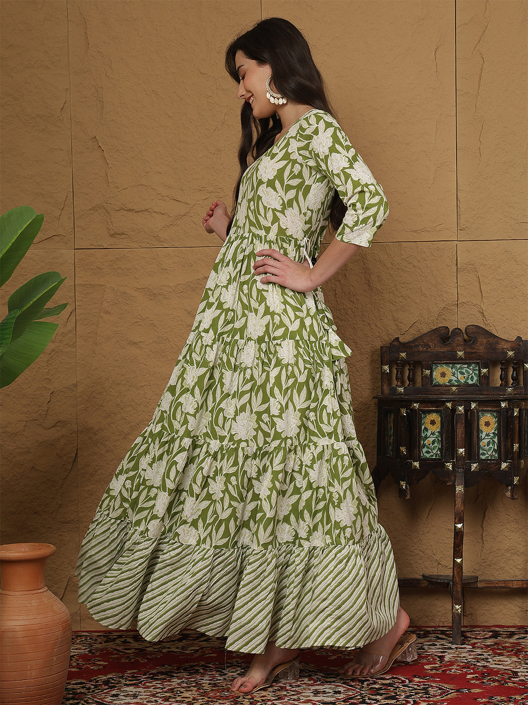 Women Rayon Printed Ankle Length Round Neck Tiered Kurta