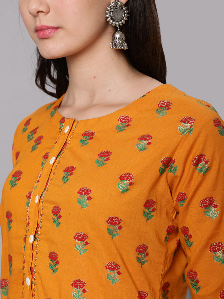 Cotton Calf Length Flared 3/4 Sleeve Round Neck Printed Kurta