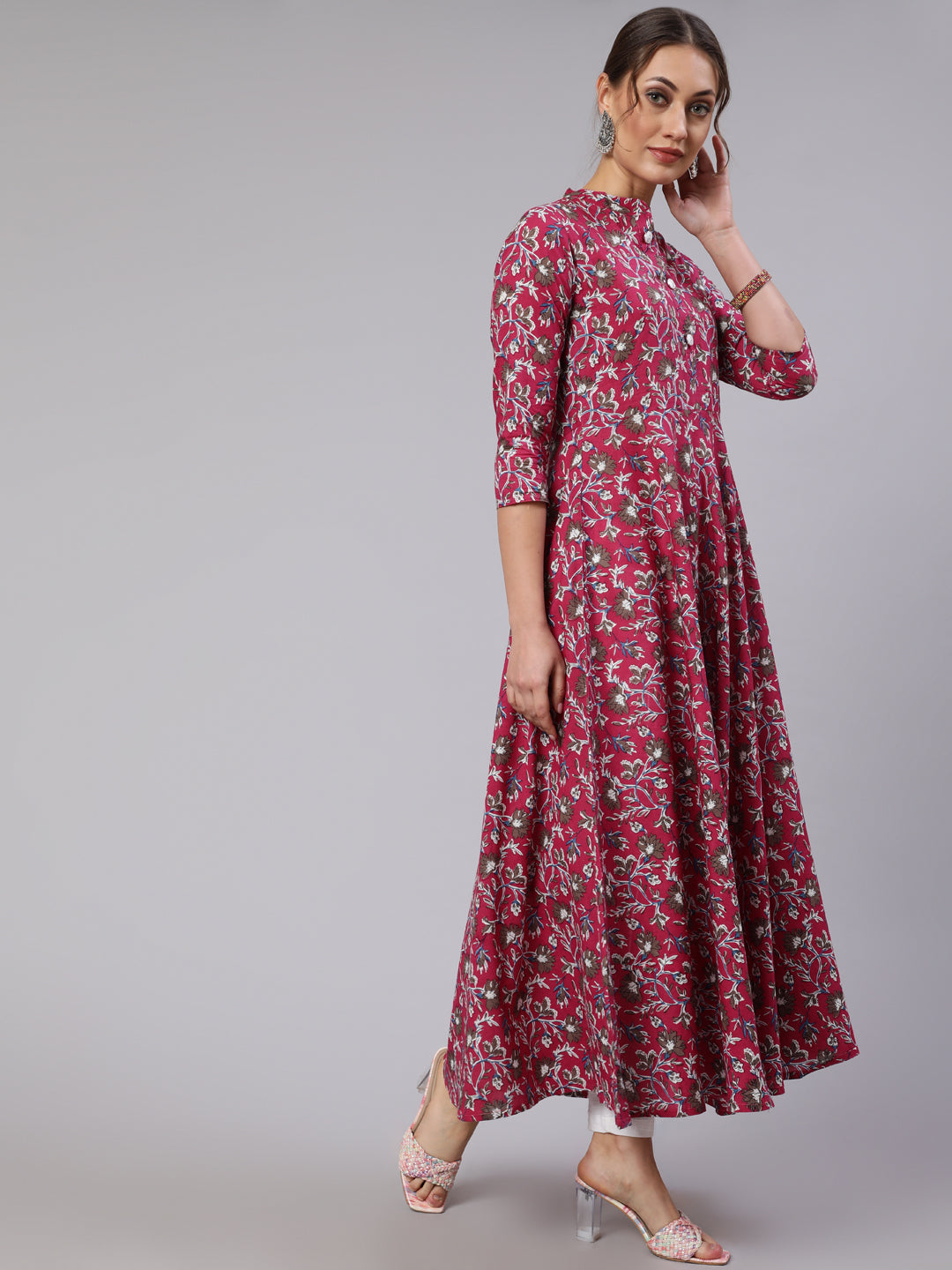 Cotton Printed Mandarin Neck 3/4 Sleeve Flared Kurta