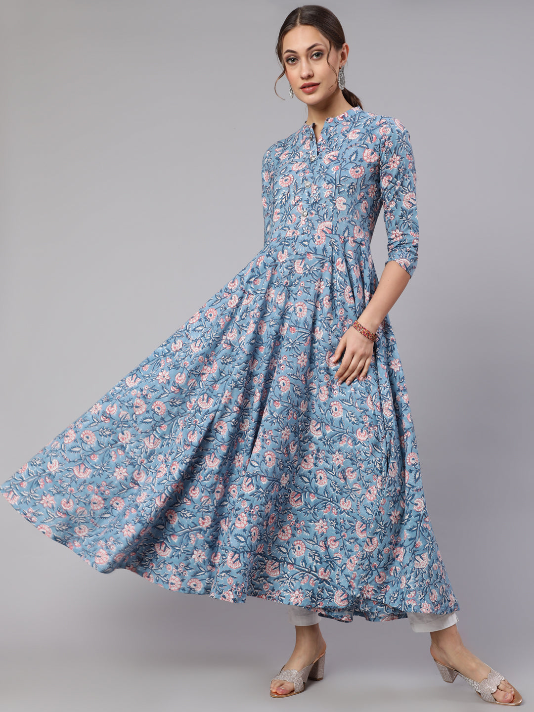 Cotton Printed Mandarin Neck 3/4 Sleeve Flared Kurta