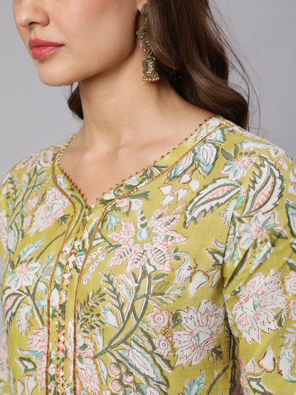 Cotton Printed V Neck 3/4 Sleeve Flared Kurta