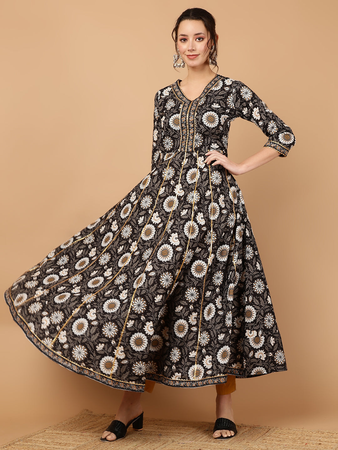 Rayon Printed Ankle Length 3/4 Sleeve V-Neck Anarkali Kurta