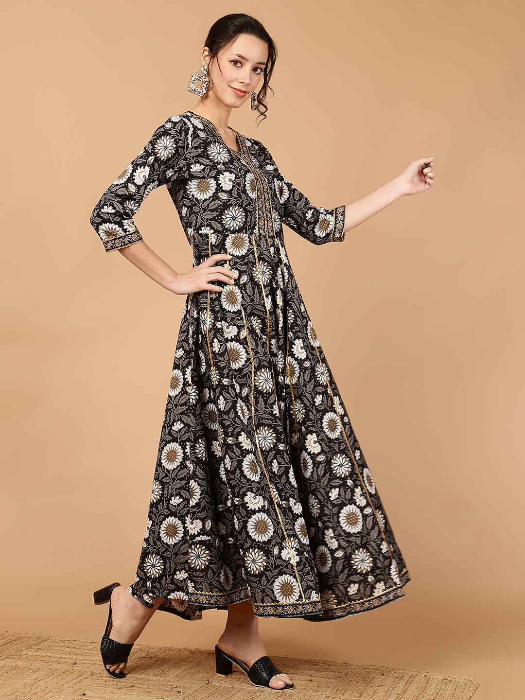 Rayon Printed Ankle Length 3/4 Sleeve V-Neck Anarkali Kurta