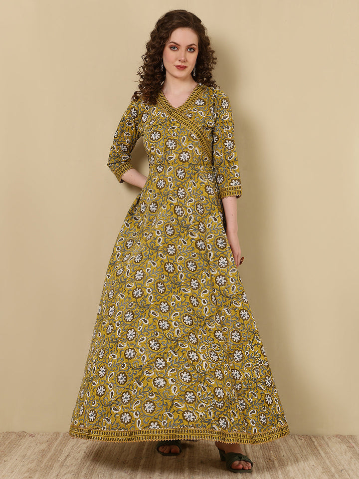 Rayon Printed Ankle Length 3/4 Sleeve V-Neck Angrakha Kurta
