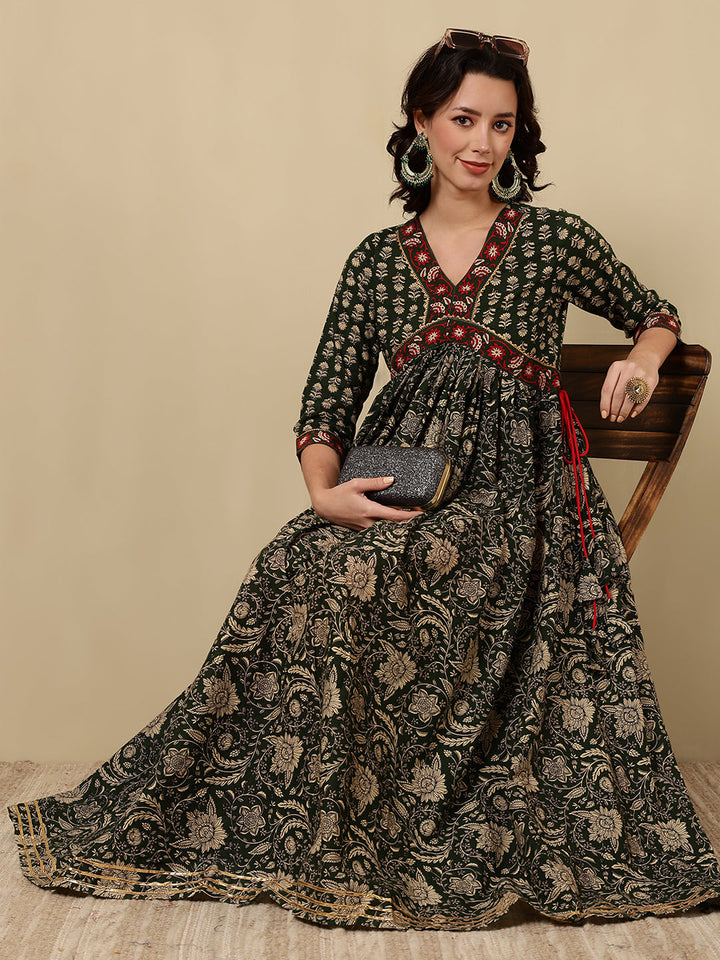 Rayon Printed Ankle Length 3/4 Sleeve V-Neck Alia Cut Tiered Kurta