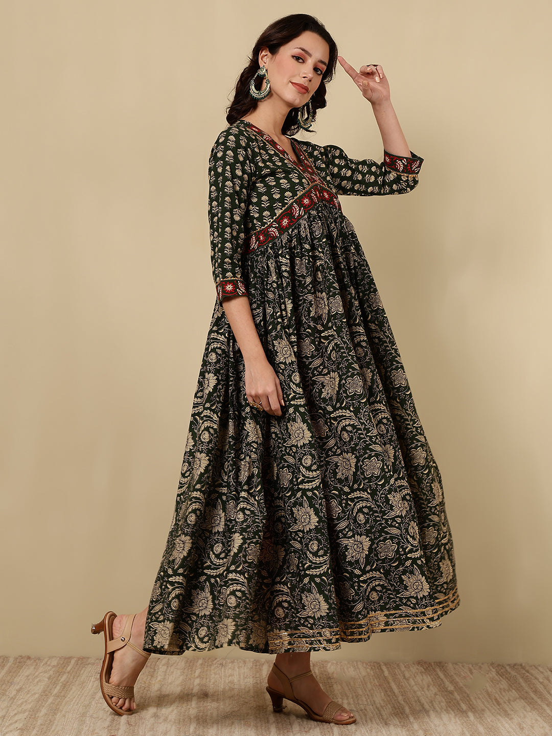 Rayon Printed Ankle Length 3/4 Sleeve V-Neck Alia Cut Tiered Kurta