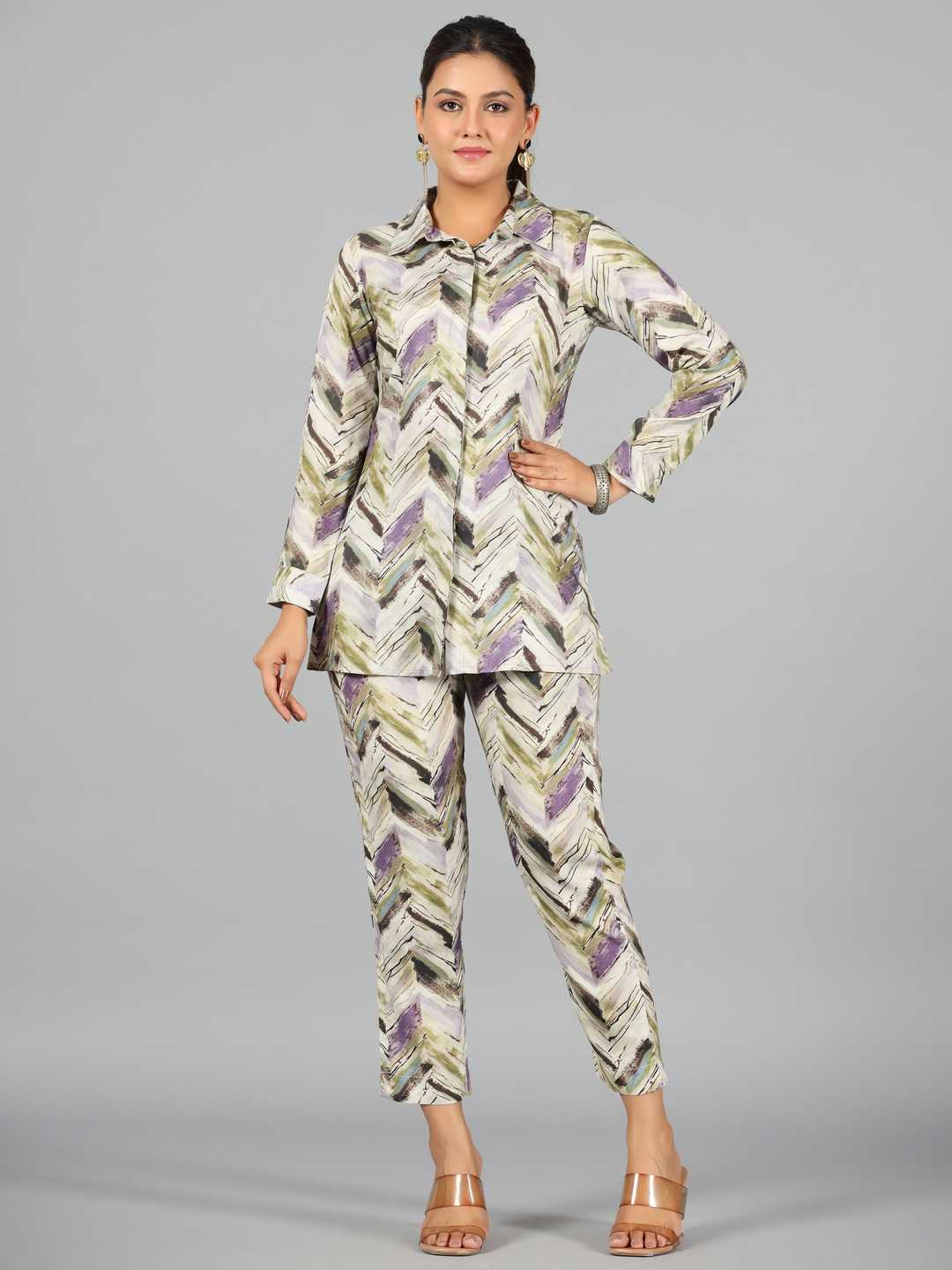 Green Chevron Printed Rayon Tunic With Pants Set