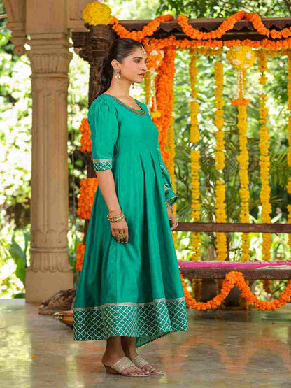 Green Chanderi Anarkali Gota Patti Kurta & Dupatta Set