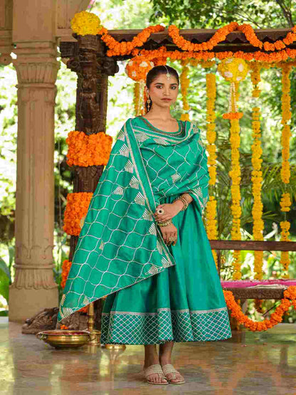 Green Chanderi Anarkali Gota Patti Kurta & Dupatta Set