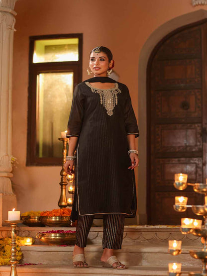 Black Chanderi Printed With Embroidery Kurta, Pants & Dupatta Set
