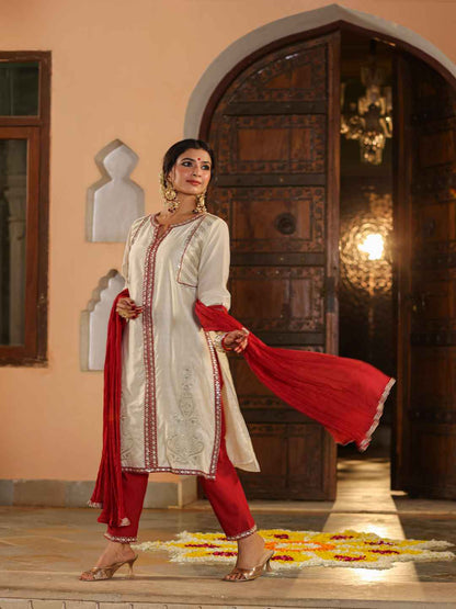 Ivory Chanderi Embroidered Kurta, Pants & Dupatta Set