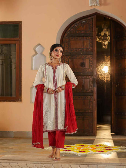 Ivory Chanderi Embroidered Kurta, Pants & Dupatta Set