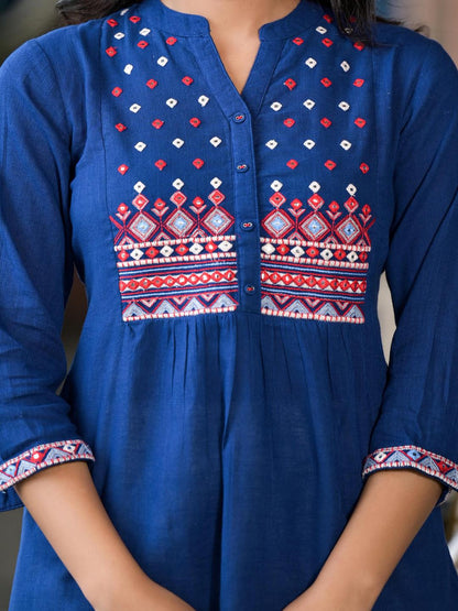 Blue Solid Cotton Short Tunic With Thread & Mirror Work