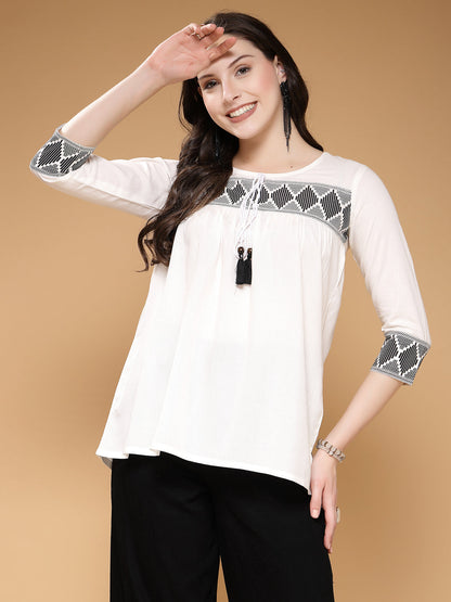 Self-Design Round Neck 3/4 Sleeves Hips Length Rayon Tops & Tunic