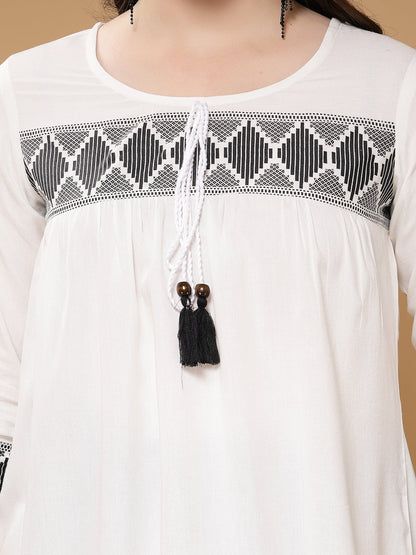 Self-Design Round Neck 3/4 Sleeves Hips Length Rayon Tops & Tunic