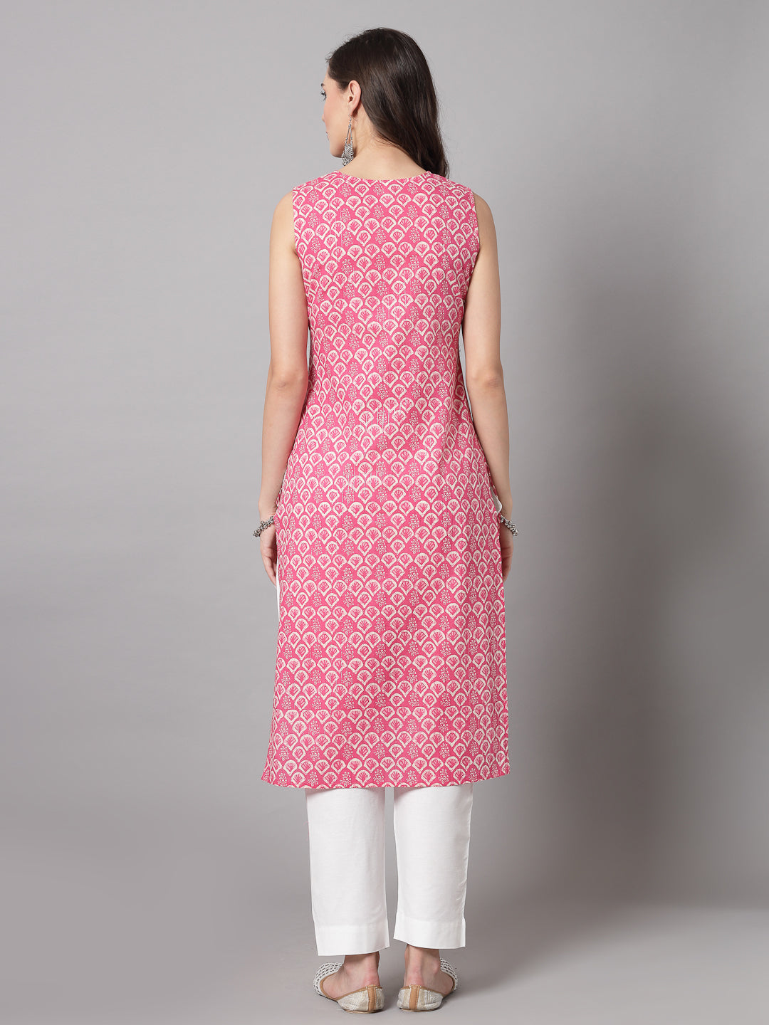 Pink Self-Design Kurta - Rayon Fabric, Sleeveless, Round Neck And Calf Length
