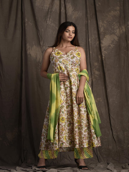 Pure Cotton V Neck 3/4 Sleeve Printed Kurta Set With Dupatta