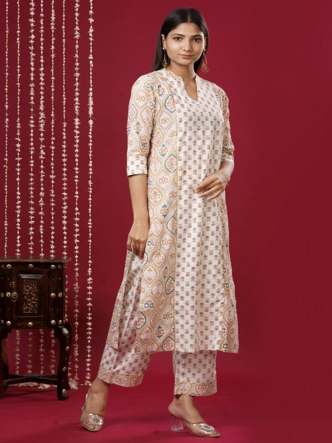 Viscose Rayon Mandarin Collar 3/4 Sleeve Printed Kurta Set