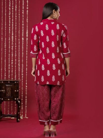 Viscose Rayon Collared Neck 3/4 Sleeve Printed Kurta Set