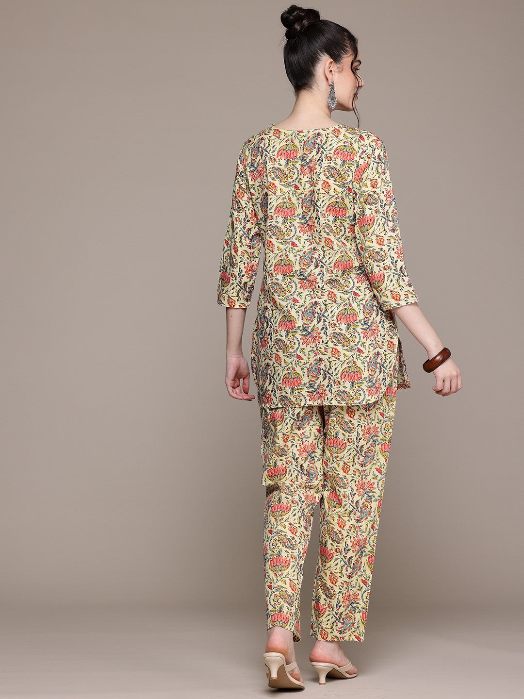 Straight Style Cotton Fabric Cream Color Co-Ord Set