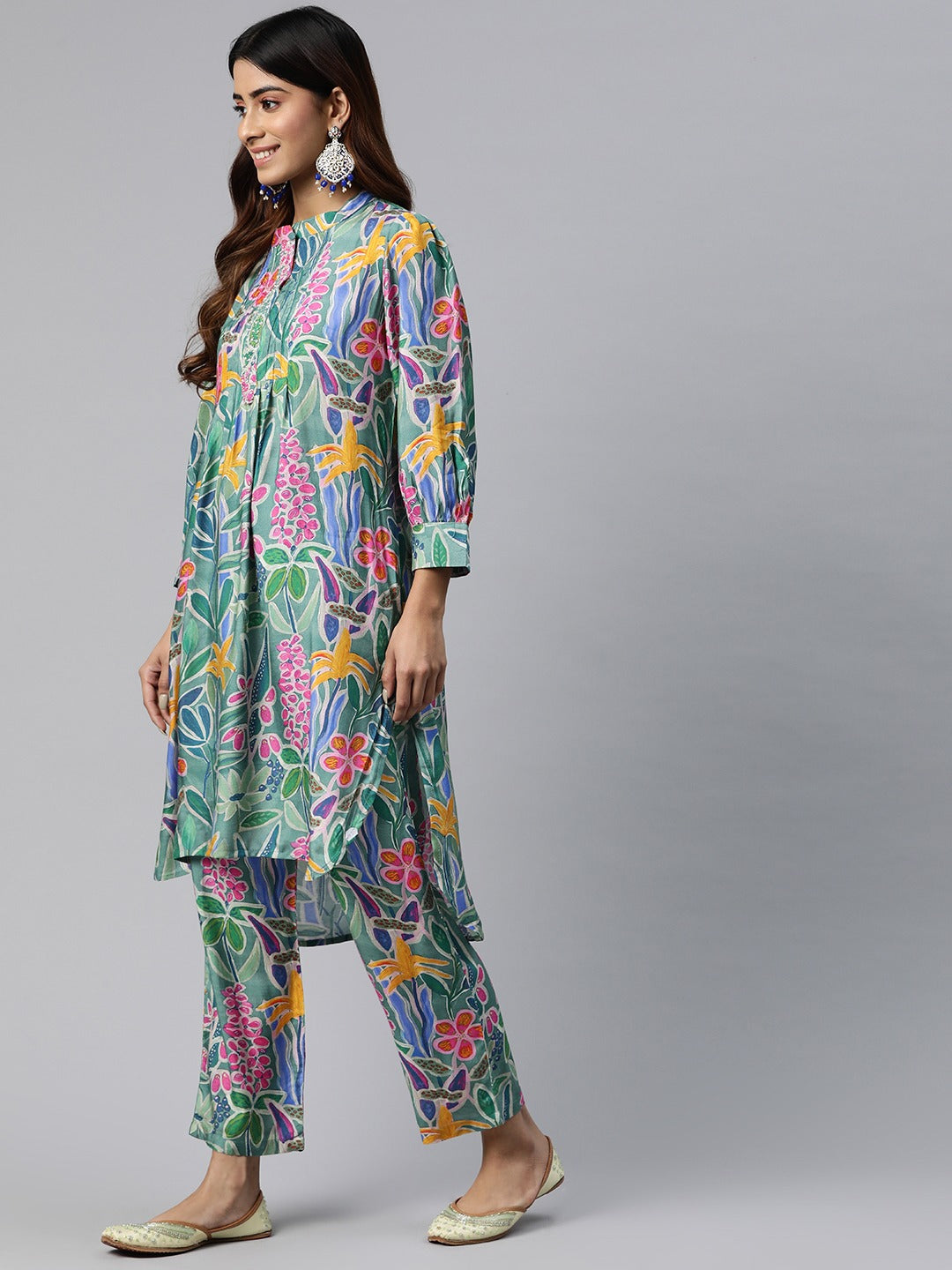 Curved Style Silk Fabric Green Color Printed Kurta And Bottom