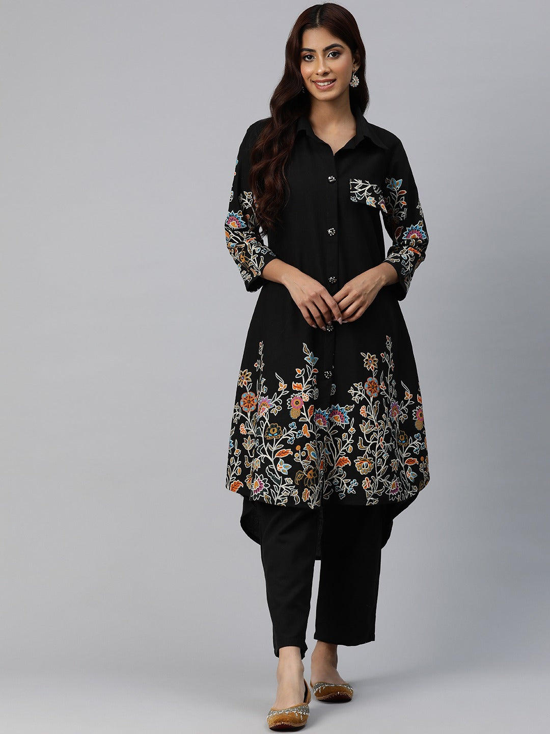 Embroidered Kurta & Trouser (Black)