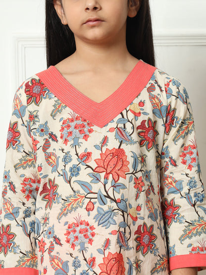 Straight style Cotton fabric Peach color Kurti with Bottom