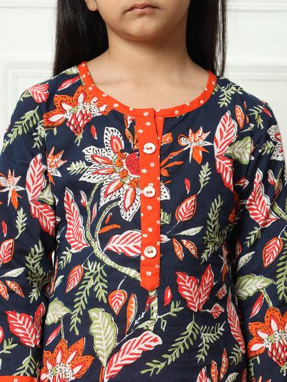 Straight style Cotton fabric Blue color Kurti with Bottom